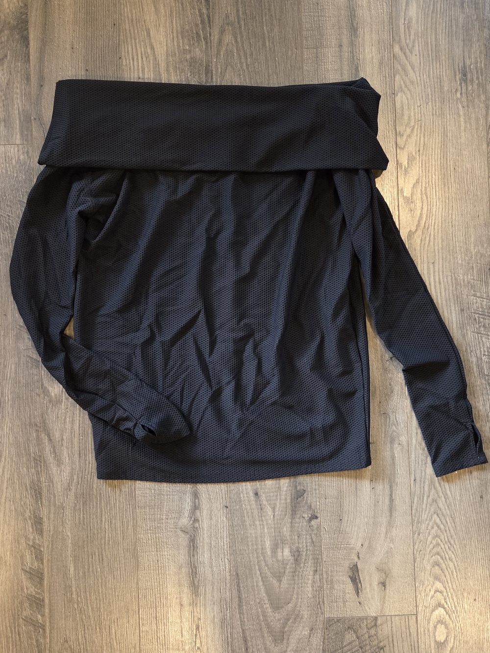 Fabletics Demi Lovato Black Off-The-Shoulder Long Sleeve Top